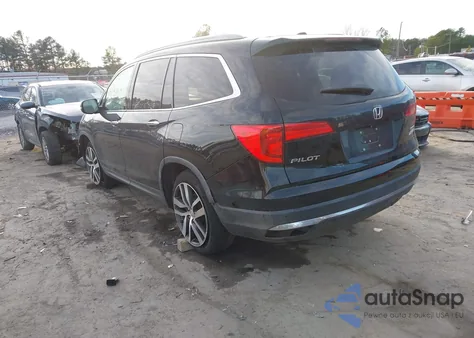 2017 Honda Pilot Touring z USA, uszkodzony, nr VIN 5FNYF6H92HB060138